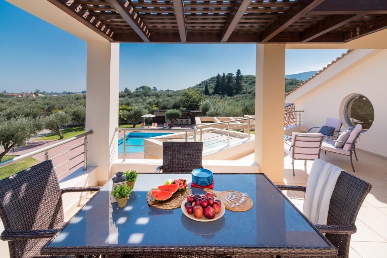 Astarte Villas - Istar Villa With Tennis Court Makhairadhon Exterior photo
