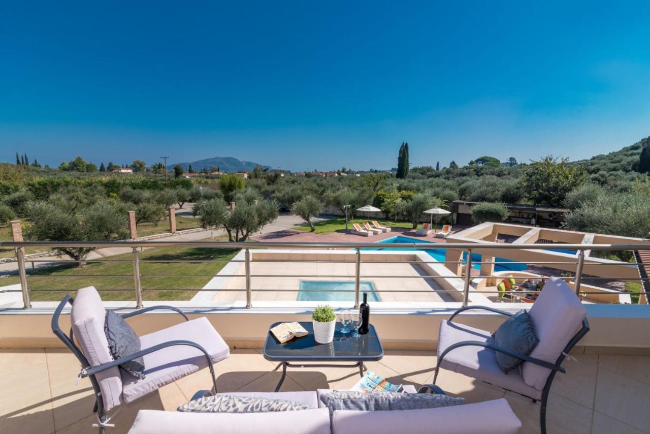 Astarte Villas - Istar Villa With Tennis Court Makhairadhon Exterior photo